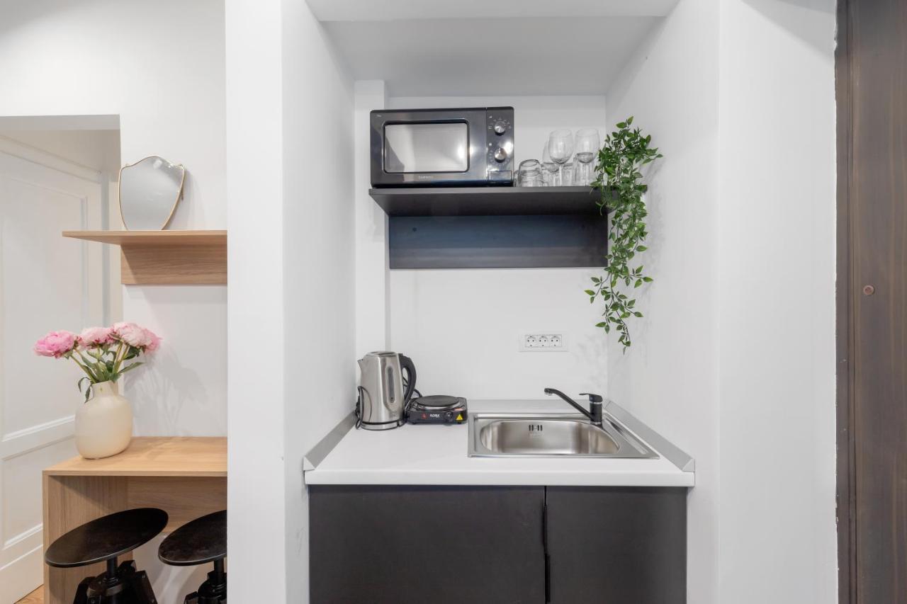 Ultra Central, 15 Sqm Studio By Urbanesq บูคาเรสต์ ภายนอก รูปภาพ
